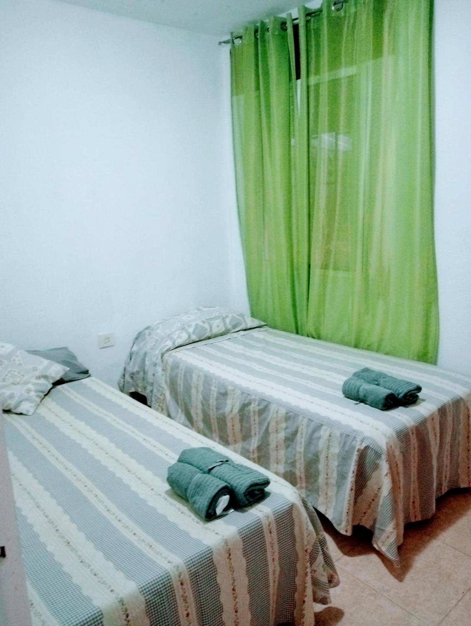 Playa Beach Malaga 3Habts Dobles, Cocina Familiar, Apartamento Completo La Cala Del Moral ภายนอก รูปภาพ