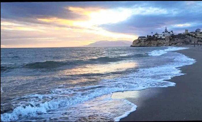 Playa Beach Malaga 3Habts Dobles, Cocina Familiar, Apartamento Completo La Cala Del Moral ภายนอก รูปภาพ